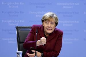 Merkel radi na evropskom rješenju izbjegličke krize