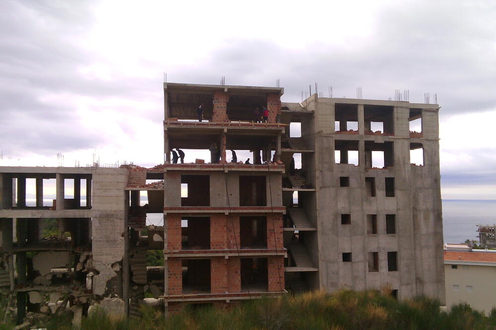 Ulcinj rušenje nesreća, Foto: Samir Adrović