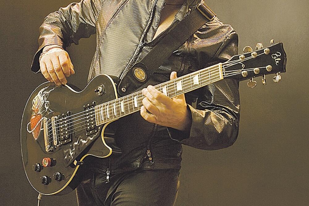 Zele Lipovača, Foto: Privatna arhiva