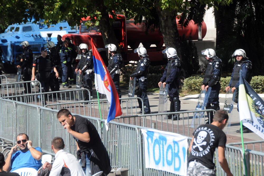 protesti DF, Foto: Boris Pejović
