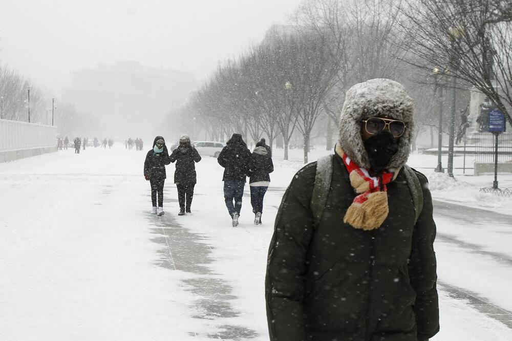 SAD snijeg, Foto: Reuters