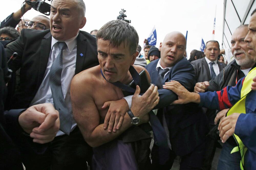 Er Frans, aktivisti, Foto: Reuters