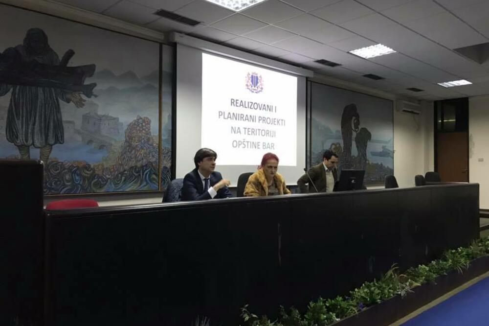 Sa sjednice, Foto: DPS