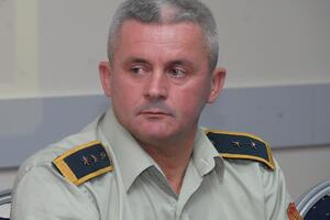 Ministarka spremna za NATO, vojnici nisu