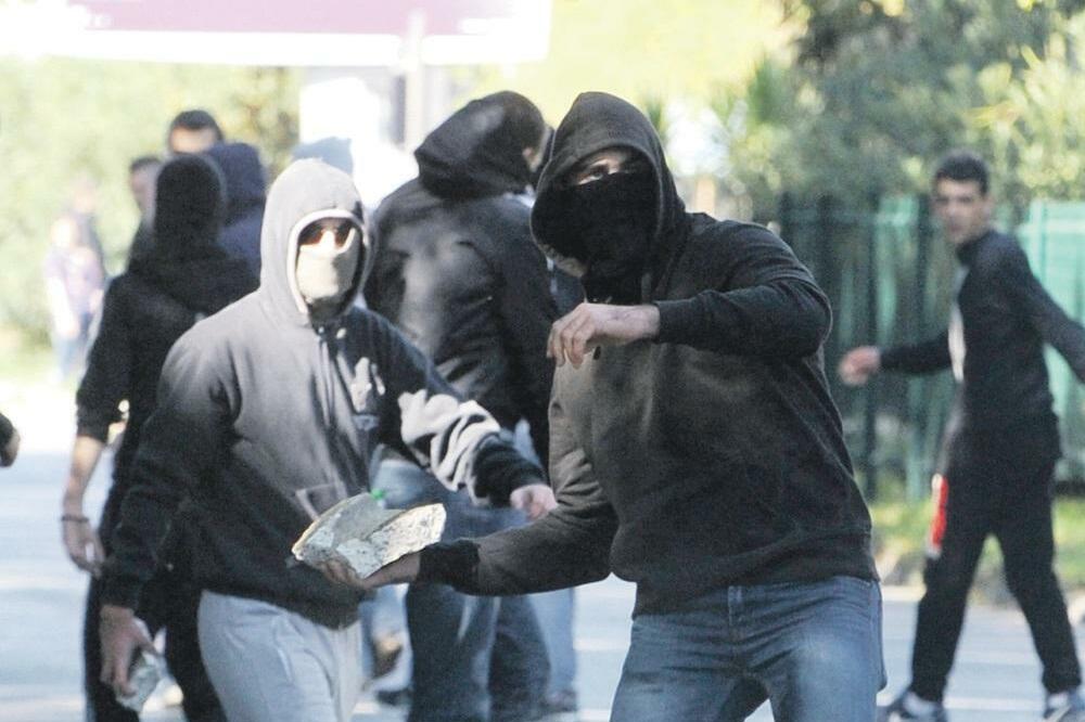 huligani, Foto: Savo Prelević
