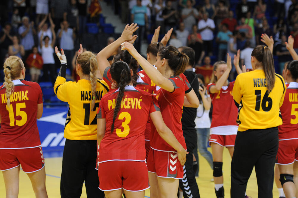 Rukometašice Crne Gore, Foto: Savo Prelević