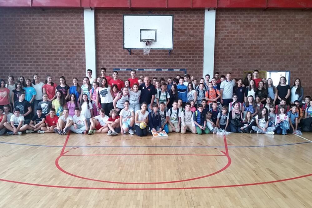 Čas odbojke Pavle Rovinski, Foto: OSCG