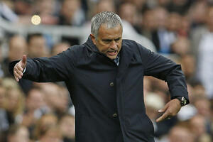 Čelsi dao punu podršku Murinju