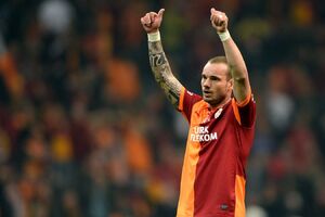 Snajder u Galatasaraju do juna 2018. godine