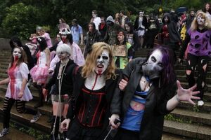 Održan Marš Zombija u Parizu