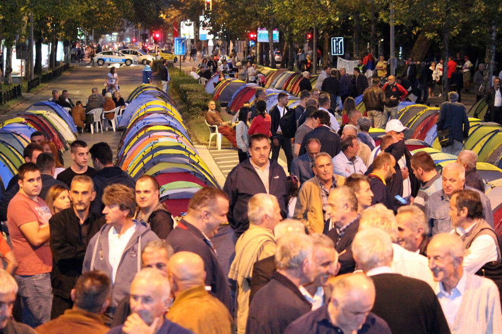 protest Demokratski front, Foto: Filip Roganović