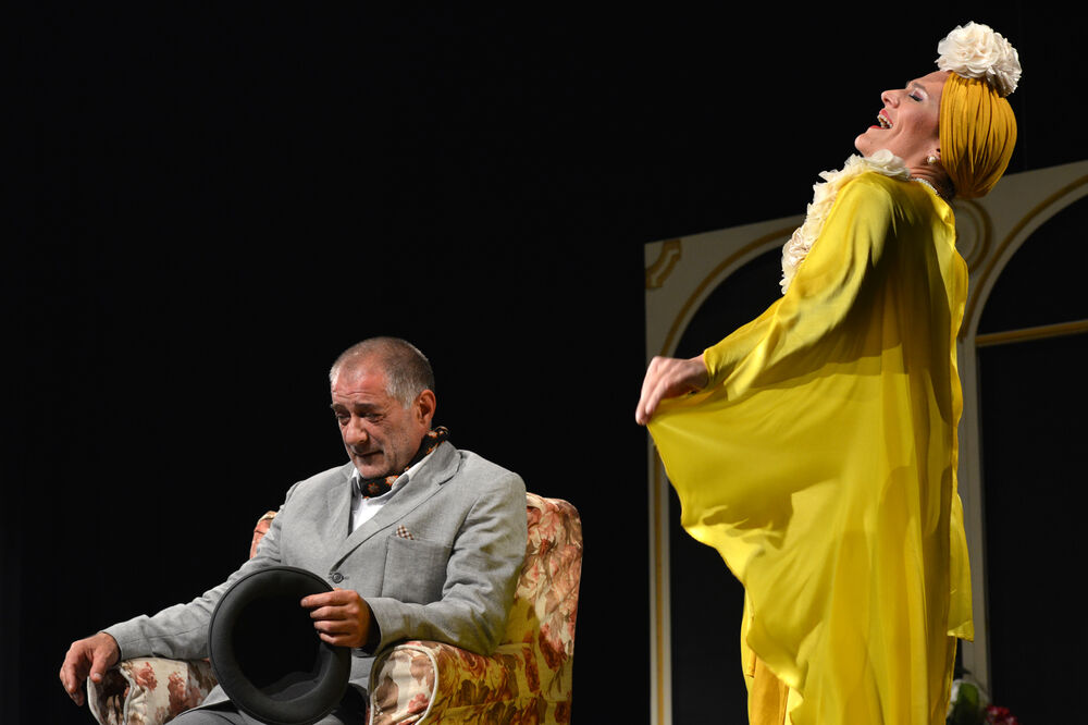 "Slasti slave", Foto: Nikšićko pozorište