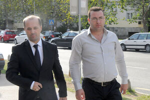 Numanovićev vozač tvrdi da je htio da zaštiti državnu imovinu