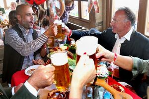 Gvardiola odveo igrače na Oktoberfest
