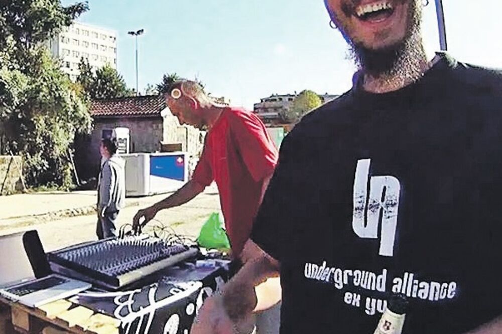 Masturbeator, Foto: Facebook