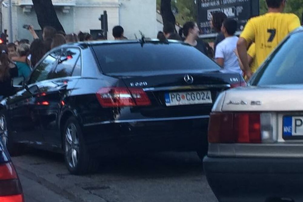 Sanja Vlahović vozilo, Foto: Čitalac Vijesti