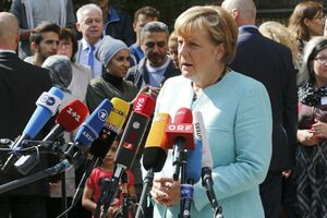 Angeli Merkel opala popularnost zbog izbjegličke krize