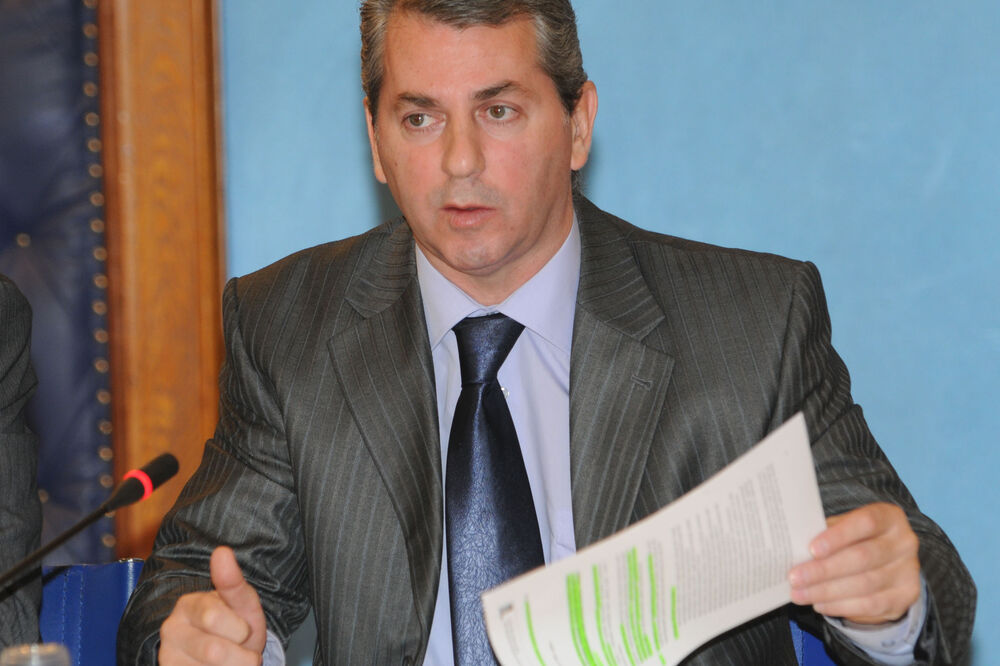 Pištolj ne pominje u izvještajima o imovini - Đurović, Foto: Savo Prelević