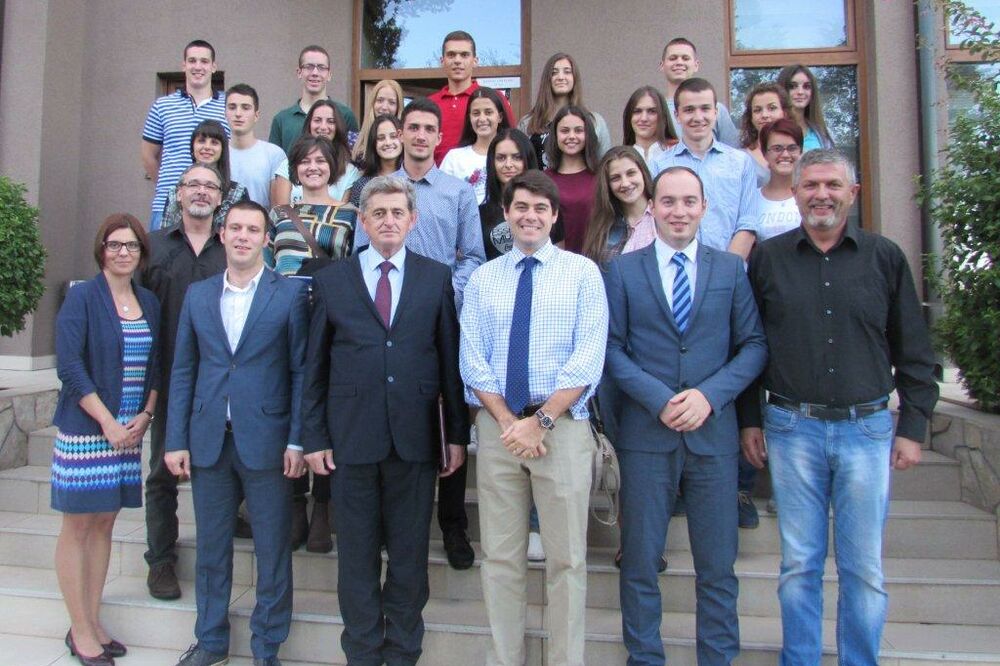 Vikend škola, Branislav Đuranović, Mark Vejnberg, Foto: Alfa centar