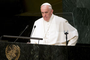 Papa: Siromašni imaju pravo na obrazovanje, krov nad glavom, rad i...