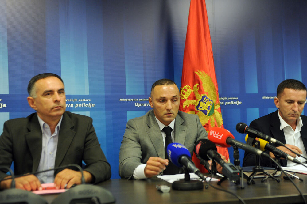 policija pres, Foto: Savo Prelević