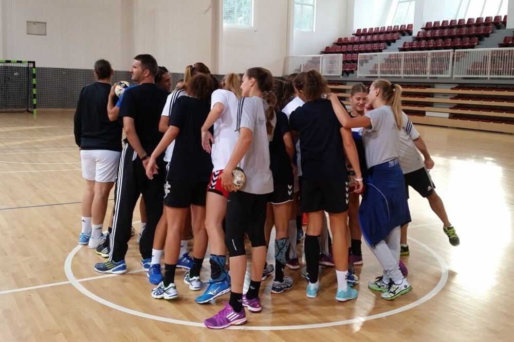 Rukometašice Budućnosti, Foto: Zrkb.me