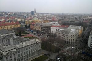 Čučni, odruči, potegni!