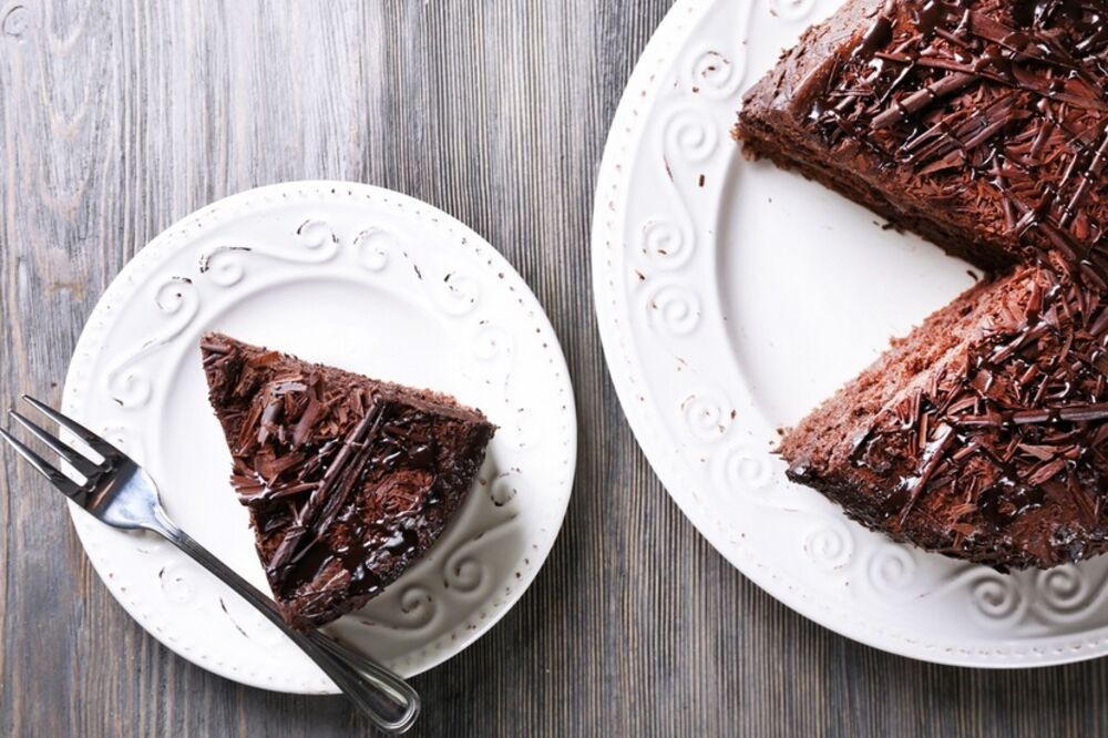 Čokoladna torta sa bademima, Foto: Shutterstock