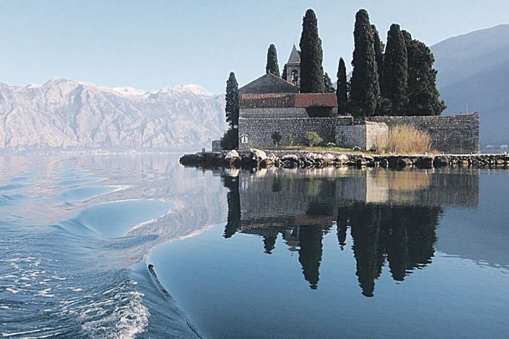 ostrvo Sveti Đorđe (novina)