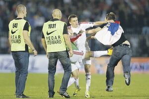 FS Albanije navijačima: Ispoštujte himnu Srbije