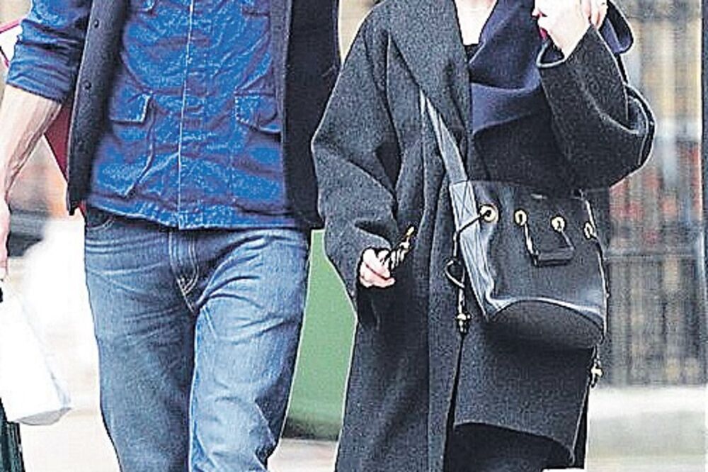 Kasli i Sas, Foto: Sacks-CANAVAN