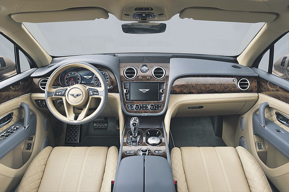 Bentli Bentajga (novina)