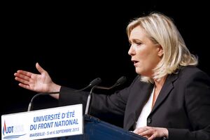 Marine Le Pen nazvala Merkel "imperatorkom"