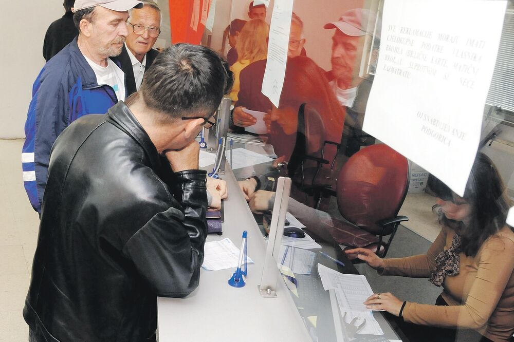 šalter, potrošači, Foto: Boris Pejović