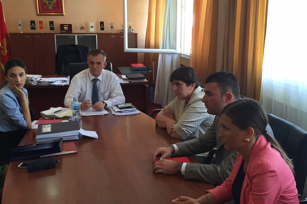 Zorica Kovačević, Srđa Popović, Foto: Ministarstvo rada i socijalnog staranja