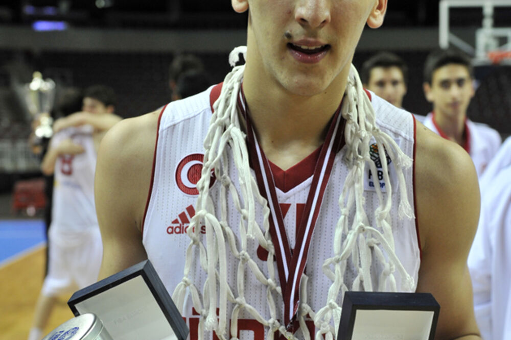 Kenan Sipahi, Foto: Www.tbf.org.tr