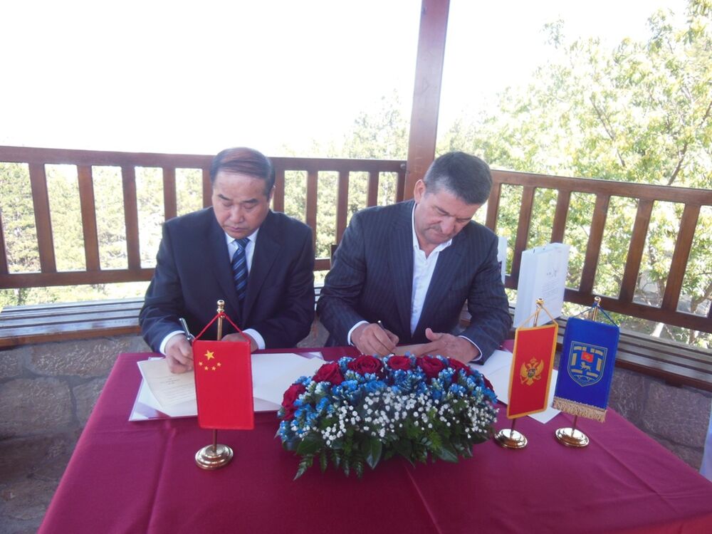 Veselin Grbović, Baoding Ma Jufeng