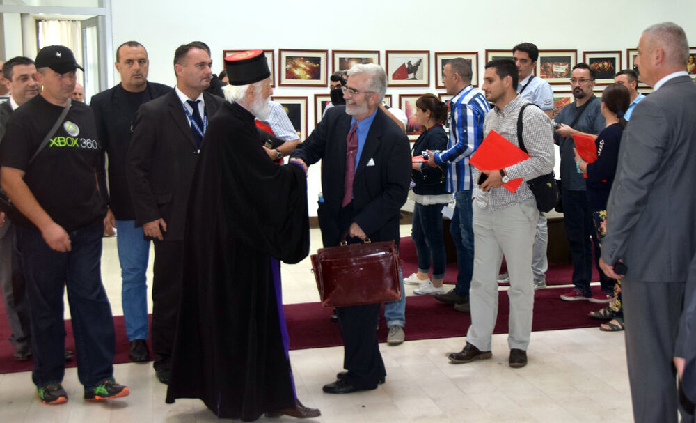 Javna rasprava crkva