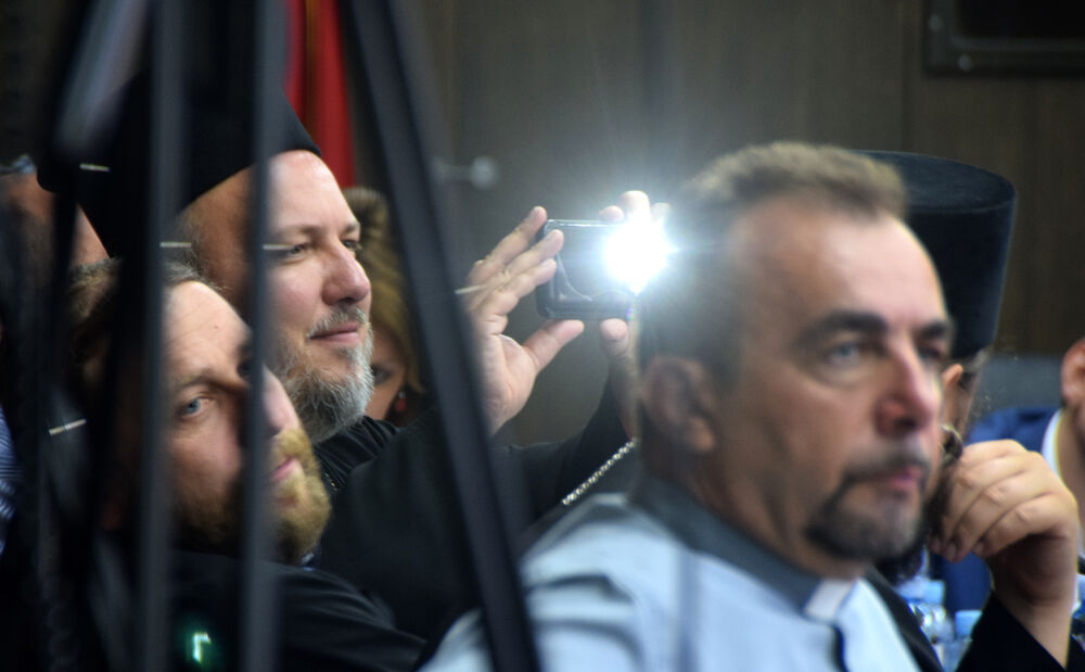 Javna rasprava crkva