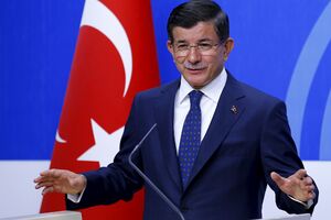 Davutoglu: Turskoj potrebna vlada jedne stranke