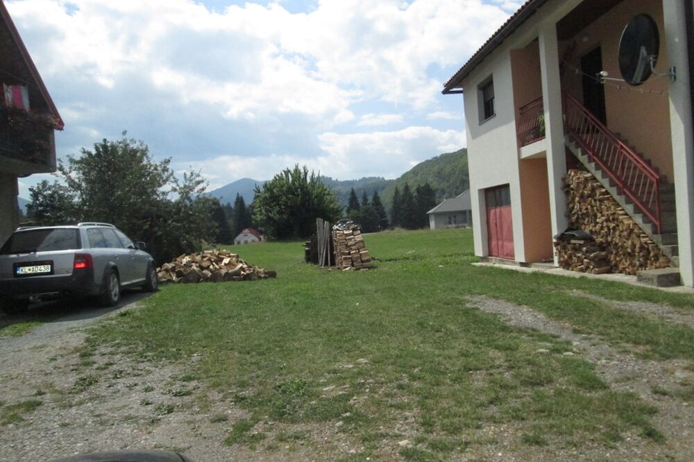 Bulatovići, Brezna, bomba, Foto: Dragana Šćepanović