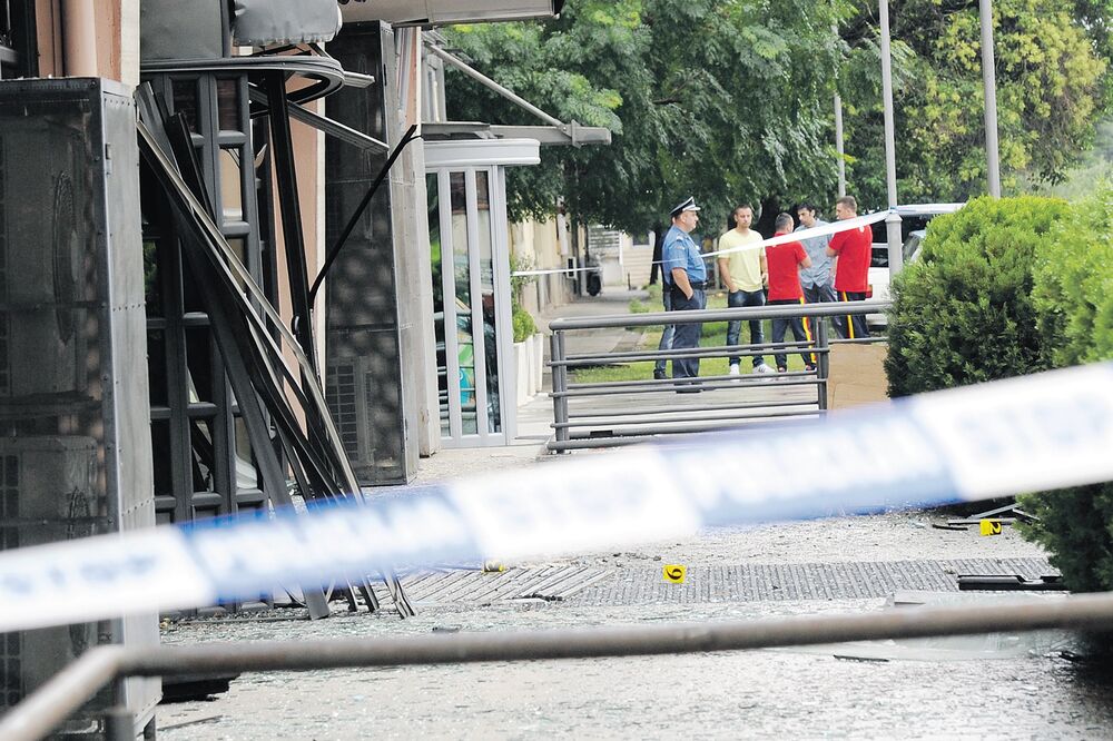 Grand, eksplozija, Foto: Savo Prelević