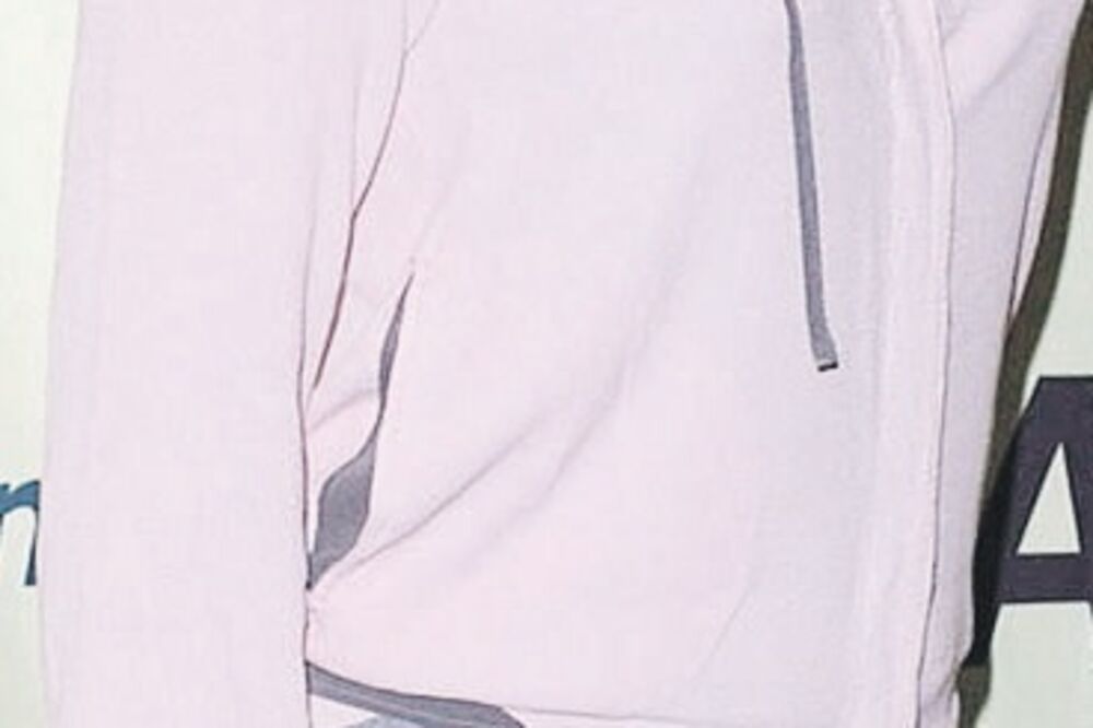 Ejmi Ozborn (Novina)