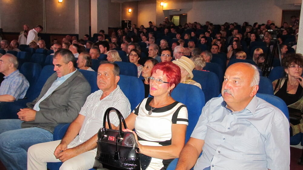 Ratkovićeve večeri poezije