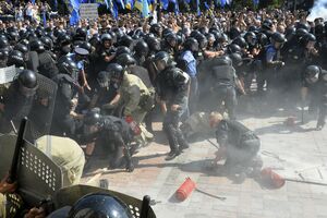 U sukobima u Kijevu stradala tri pripadnika Garde