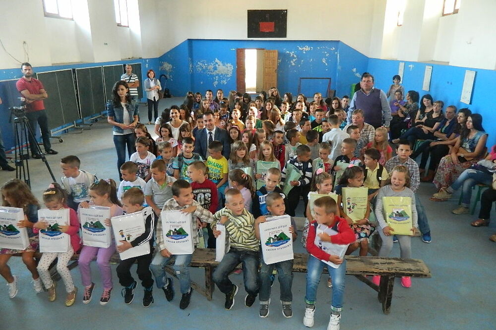 dodjela knjiga Berane, Foto: Tufik Softić