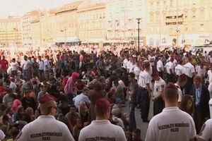 Mađarska: U vozove mogu svi, osim izbjeglica