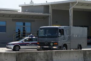 Austrija: Pronađeno 200 migranata, uhapšeno pet osoba