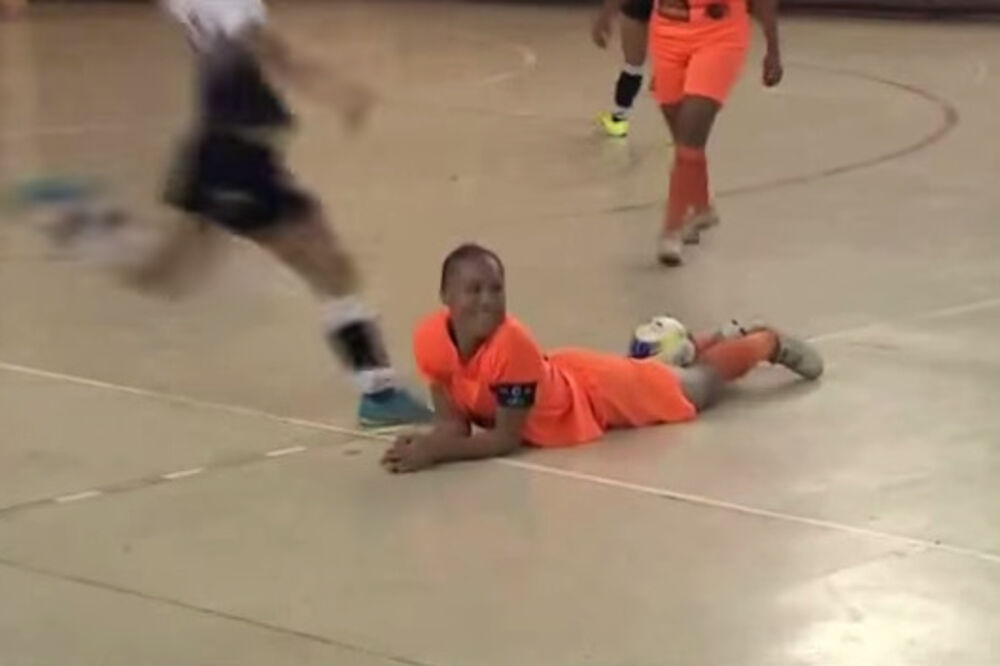 Futsal liga Brazil, udarac u glavu, Foto: Printscreen (YouTube)