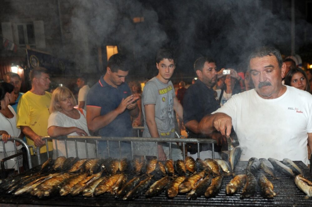 Petrovačka noć, Foto: Savo Prelević